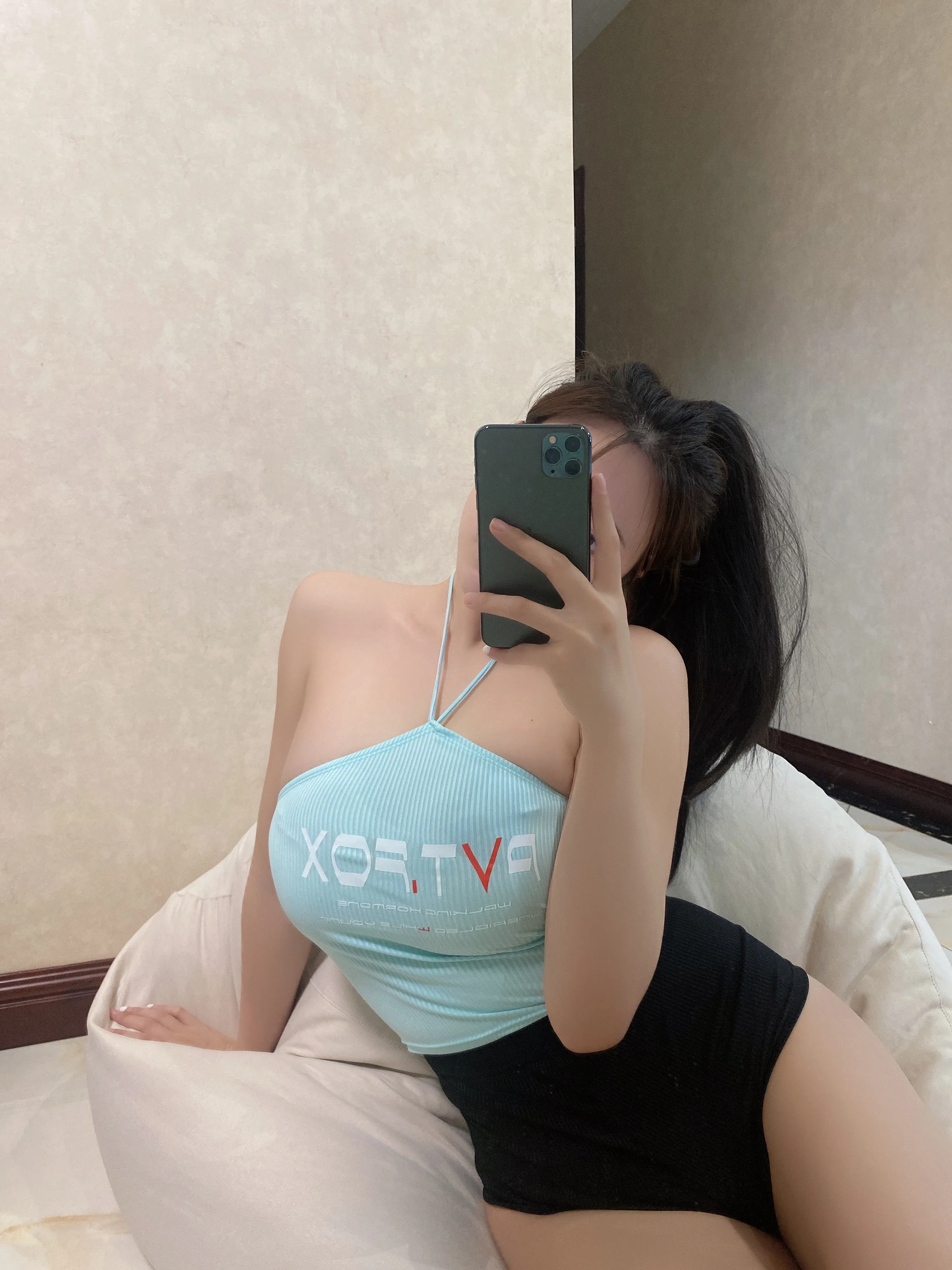 奶宝妹纸 – 蓝色小吊带 29P 5V